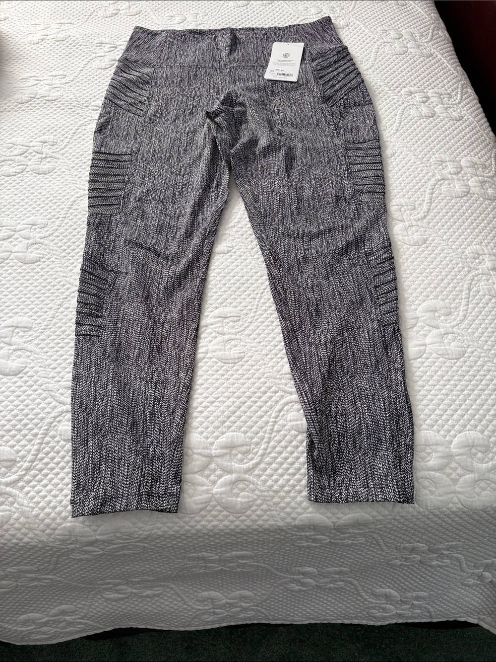 Athleta Black & White Space-Dye Leggings